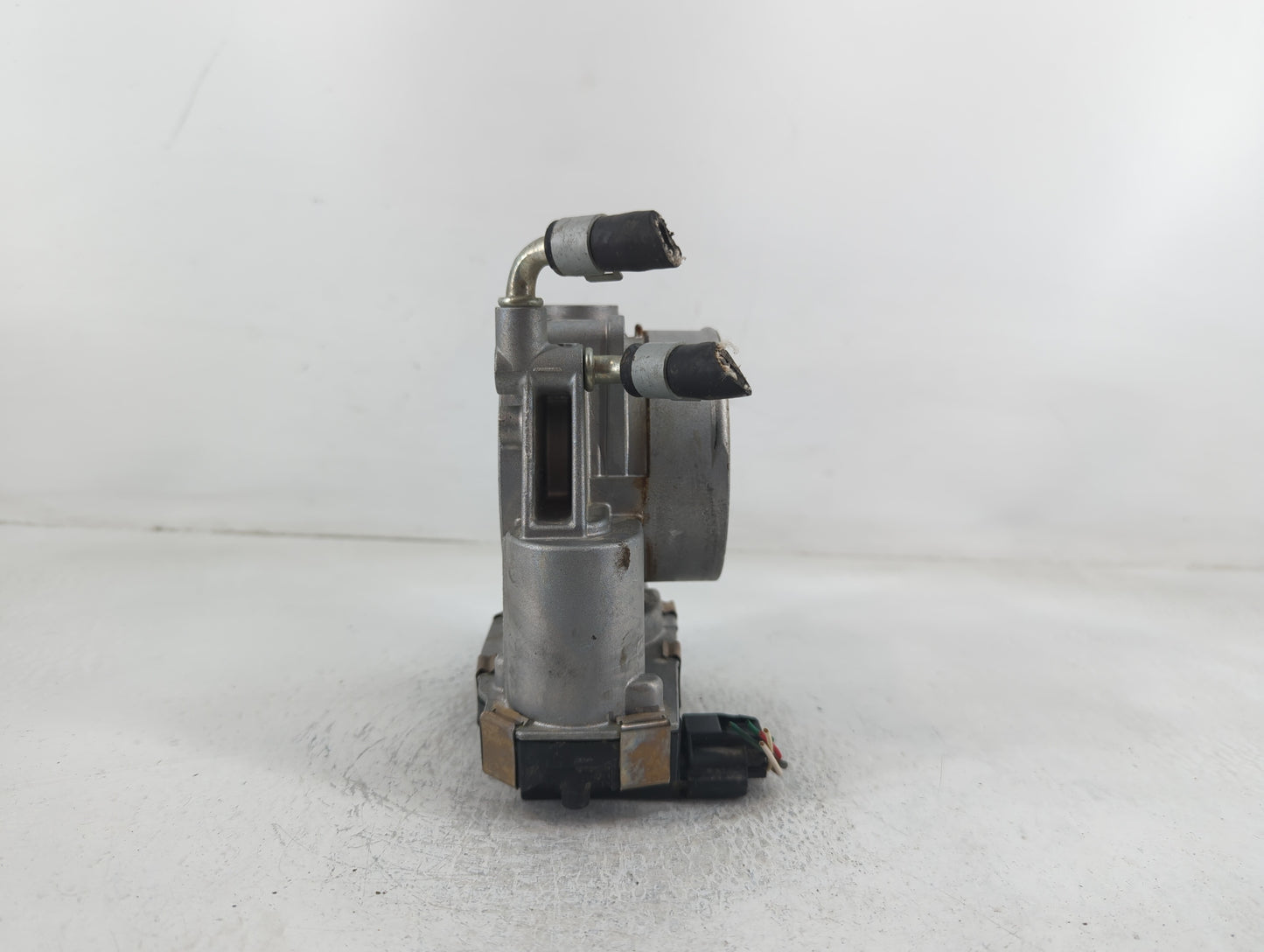 2017-2020 Nissan Pathfinder Throttle Body P/N:A6912H RME75-50 Fits Fits 2016 2017 2018 2019 2020 OEM Used Auto Parts - Oemus