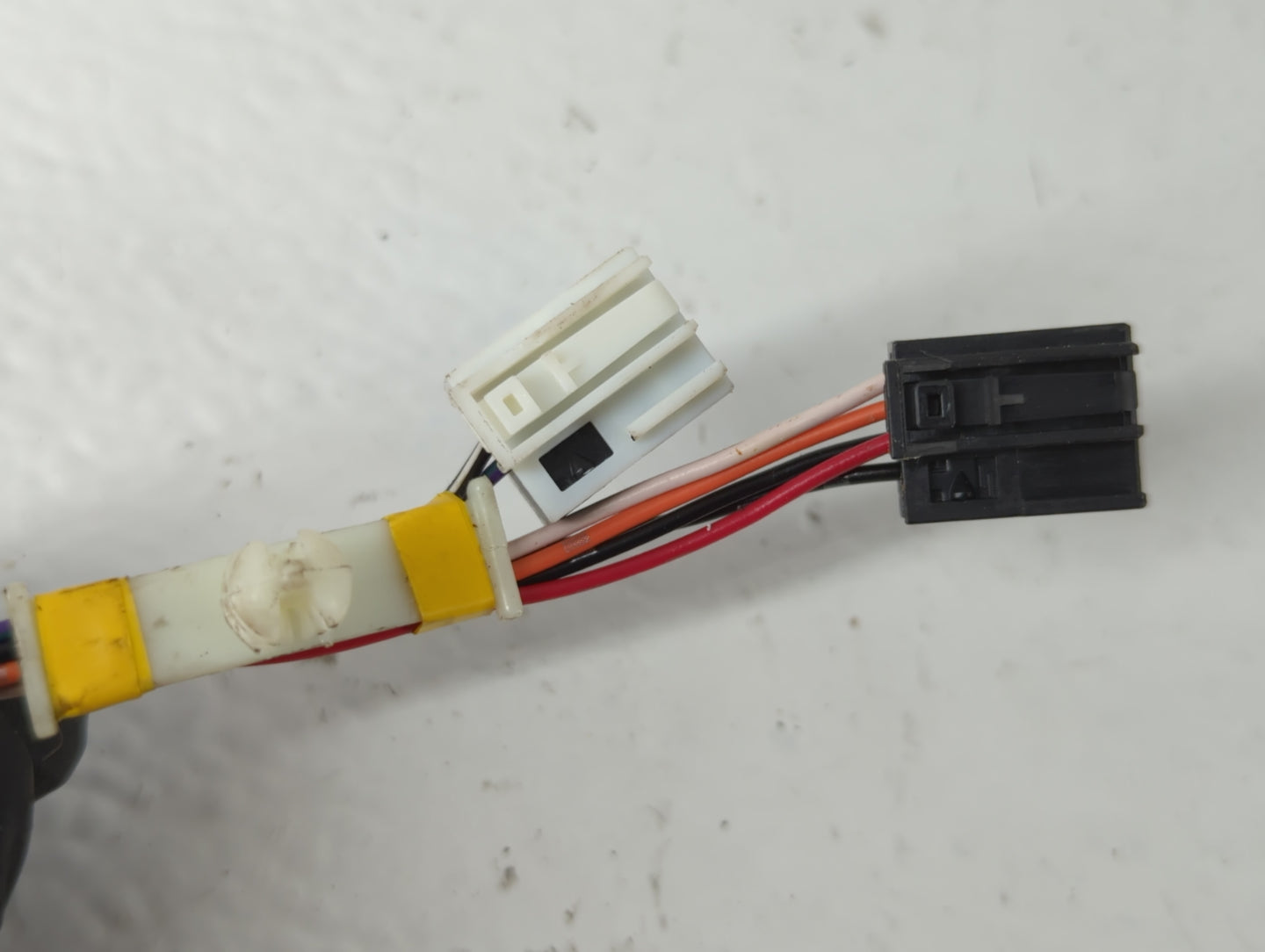 2017 Nissan Pathfinder Driver Side View Mirror - Left Door Mirror OEM Used - Oemusedautoparts1.com