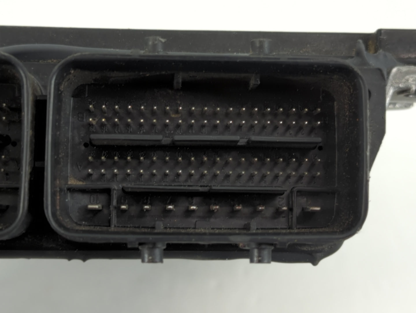 2017 Nissan Pathfinder PCM Engine Control Computer ECU ECM PCU OEM P/N:NEC028-067 777484 D92 Fits OEM Used Auto Parts - Oemu