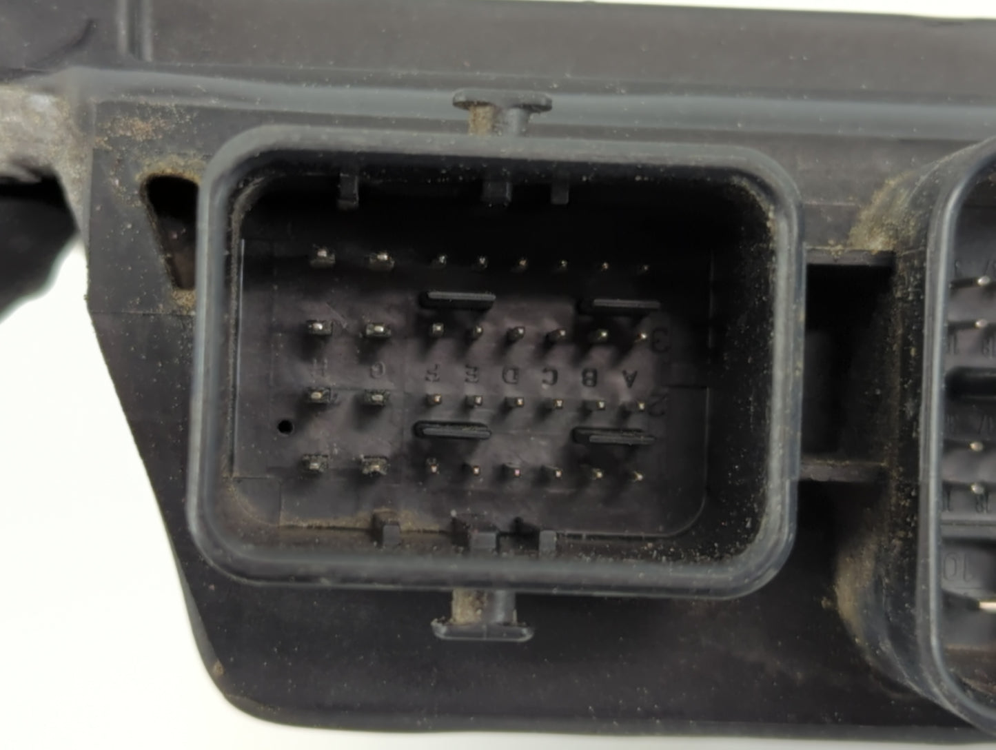 2017 Nissan Pathfinder PCM Engine Control Computer ECU ECM PCU OEM P/N:NEC028-067 777484 D92 Fits OEM Used Auto Parts - Oemu