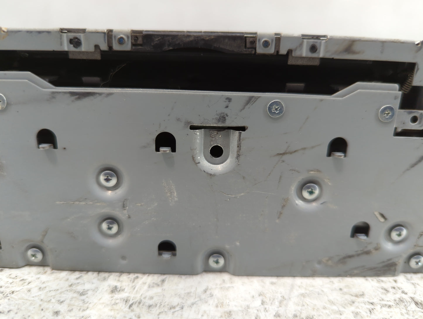 2017-2020 Nissan Pathfinder Am Fm Cd Player Radio Receiver - Oemusedautoparts1.com