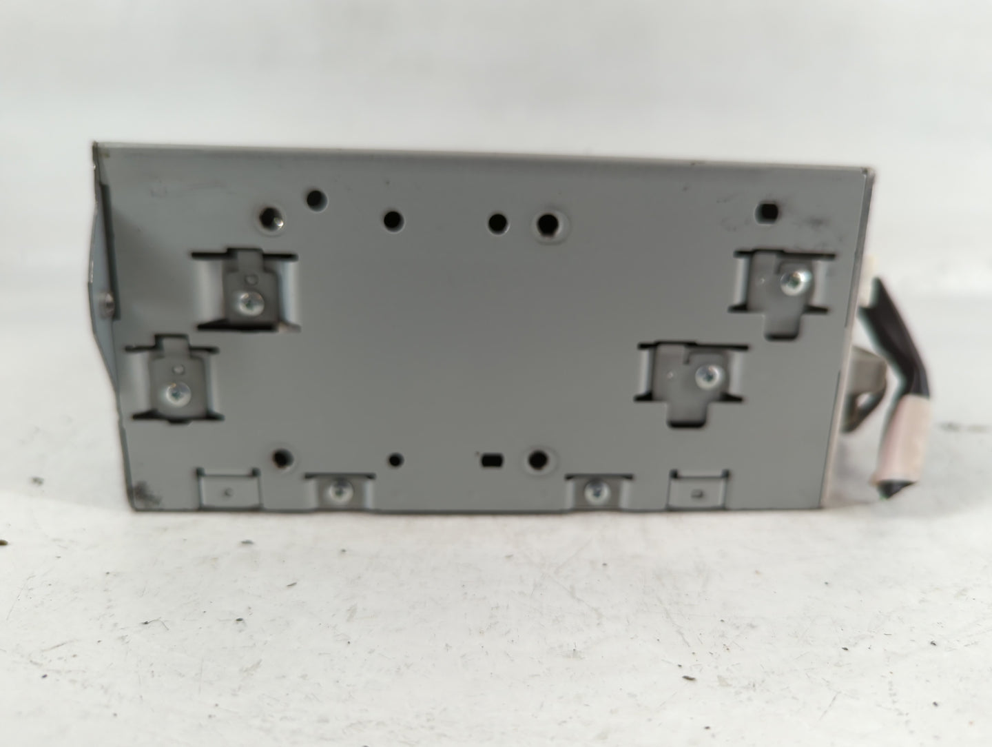 2017-2020 Nissan Pathfinder Am Fm Cd Player Radio Receiver - Oemusedautoparts1.com