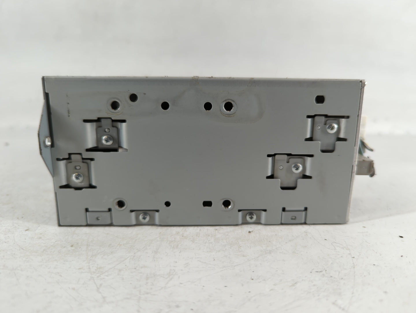 2017-2020 Nissan Pathfinder Am Fm Cd Player Radio Receiver - Oemusedautoparts1.com