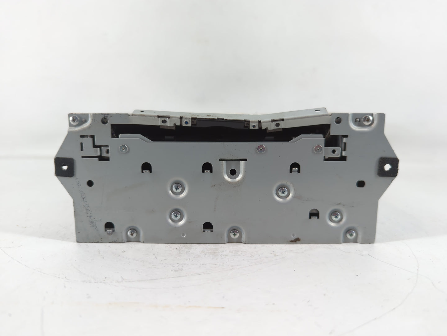 2017-2020 Nissan Pathfinder Am Fm Cd Player Radio Receiver - Oemusedautoparts1.com