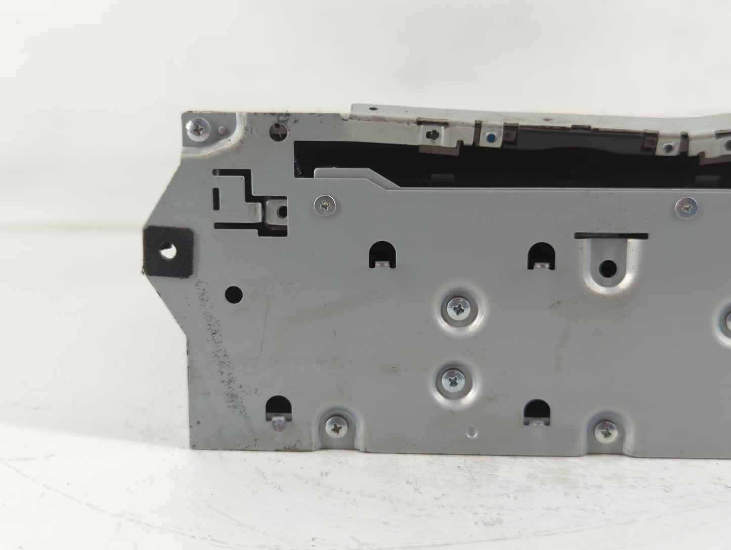 2017-2020 Nissan Pathfinder Am Fm Cd Player Radio Receiver - Oemusedautoparts1.com