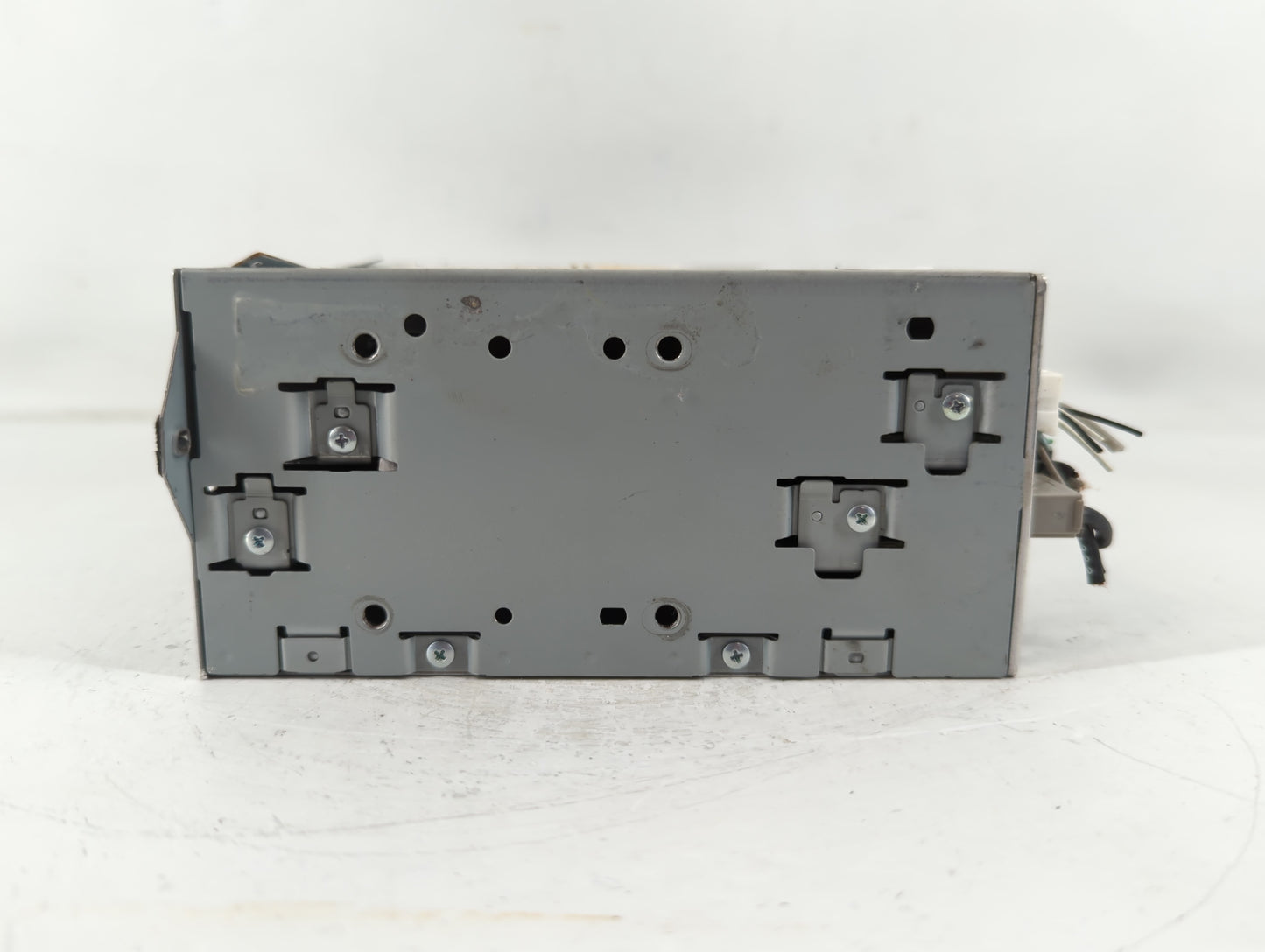 2017-2020 Nissan Pathfinder Am Fm Cd Player Radio Receiver - Oemusedautoparts1.com
