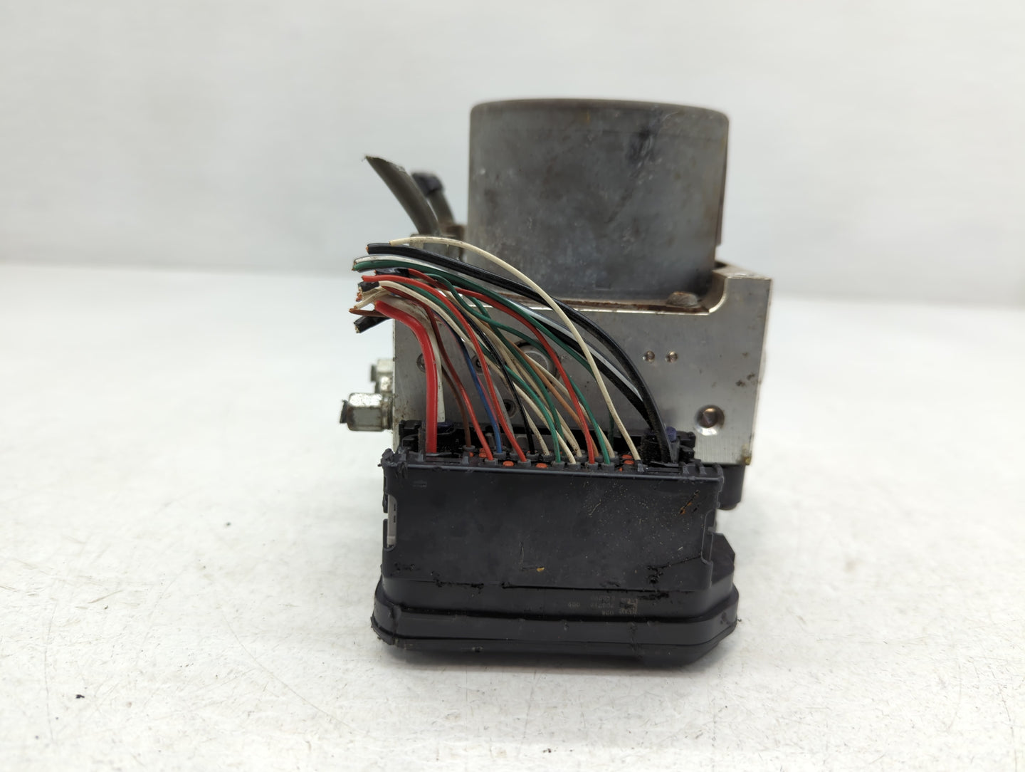2017 Nissan Pathfinder ABS Pump Control Module Replacement P/N:116030-51100 Fits OEM Used Auto Parts - Oemusedautoparts1.com
