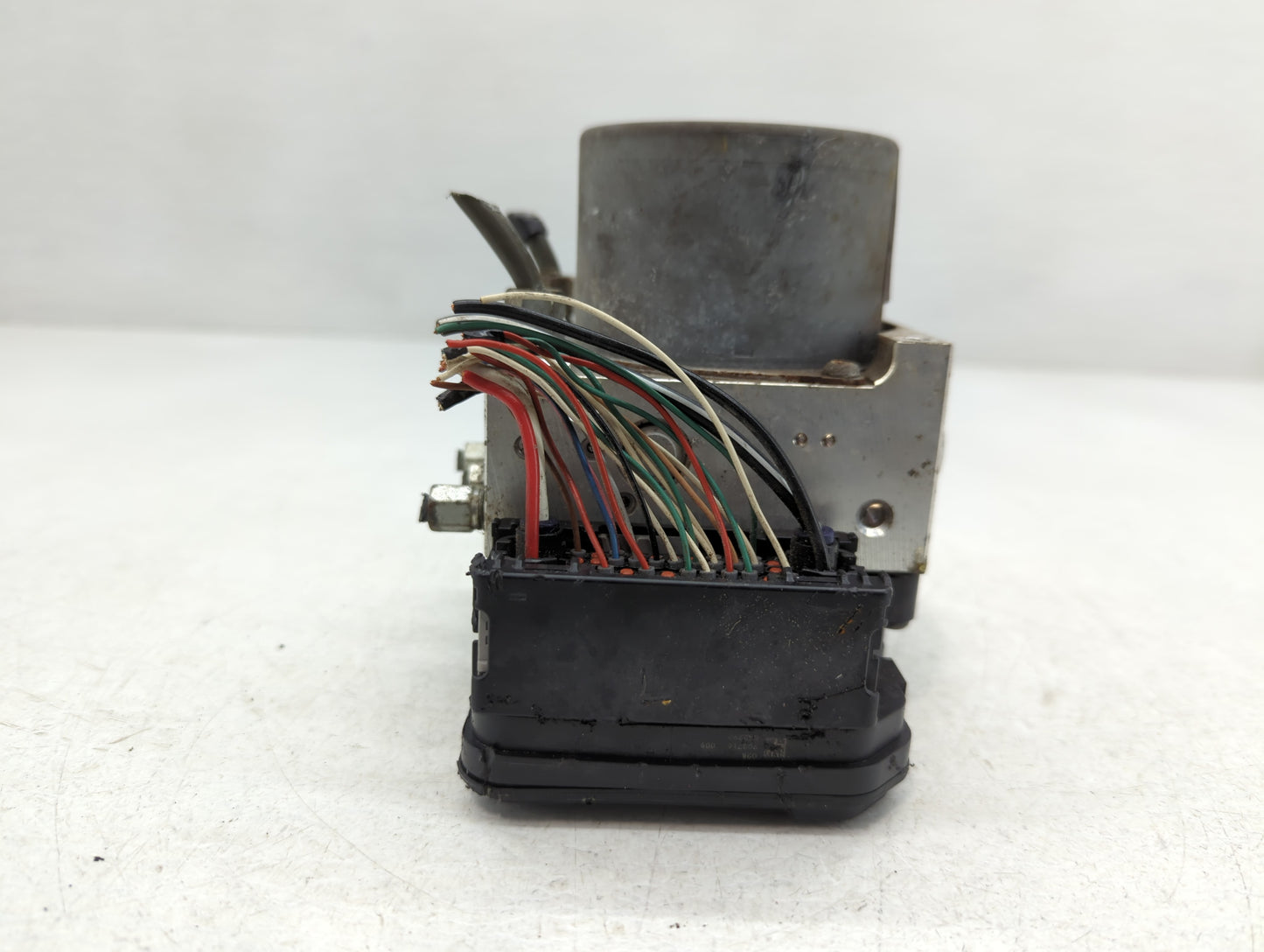 2017 Nissan Pathfinder ABS Pump Control Module Replacement P/N:116030-51100 Fits OEM Used Auto Parts - Oemusedautoparts1.com