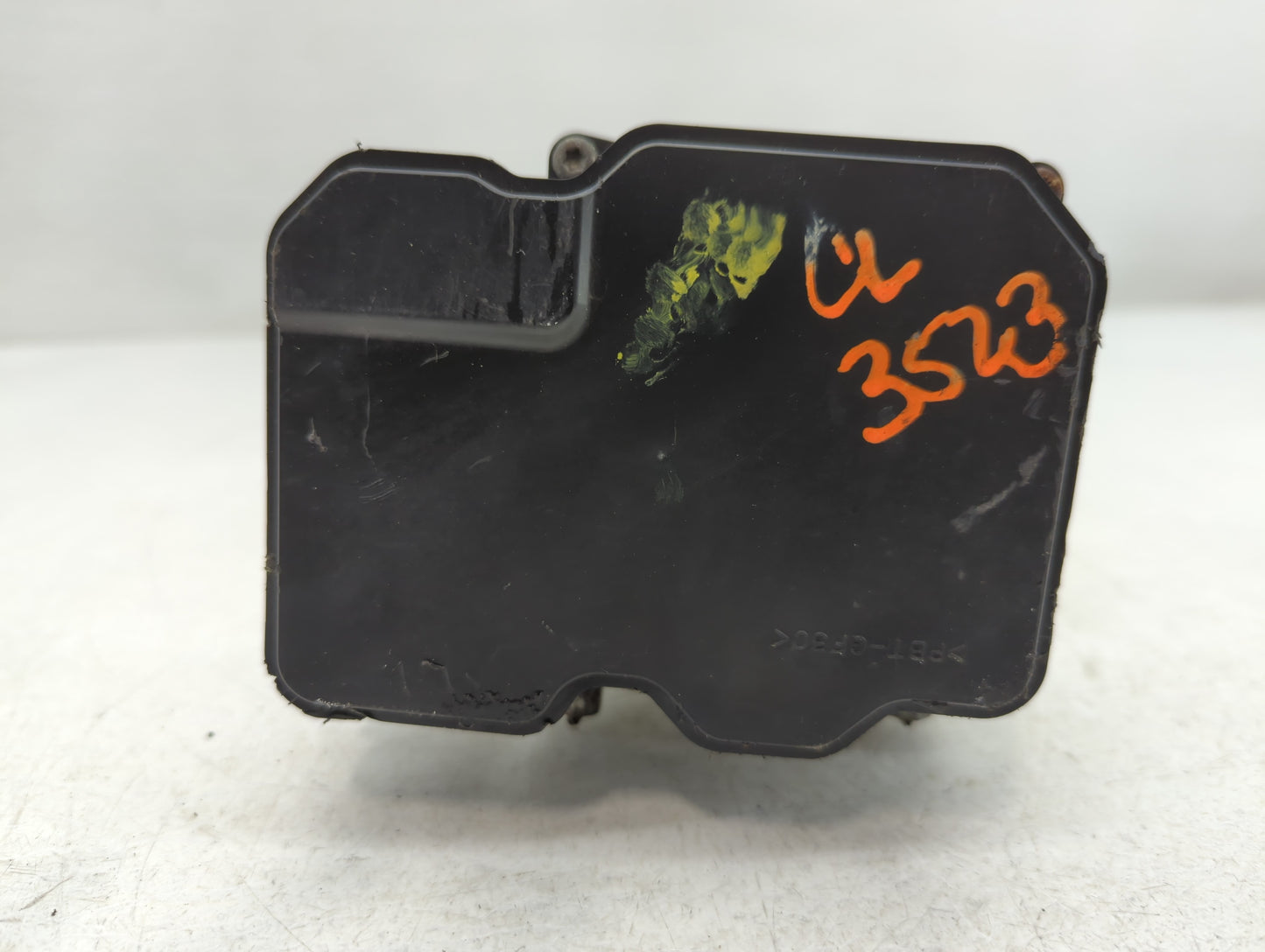 2017 Nissan Pathfinder ABS Pump Control Module Replacement P/N:116030-51100 Fits OEM Used Auto Parts - Oemusedautoparts1.com