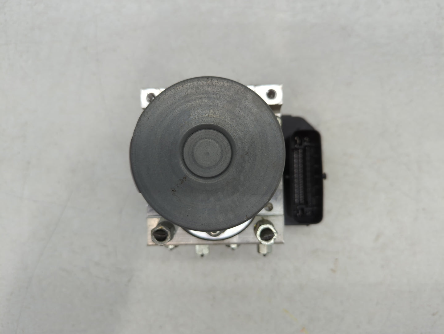 2017 Nissan Pathfinder ABS Pump Control Module Replacement P/N:47660 9PP1D Fits OEM Used Auto Parts - Oemusedautoparts1.com