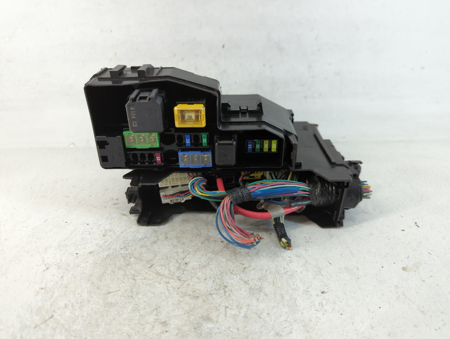 2015-2022 Nissan Pathfinder Fusebox Fuse Box Panel Relay Module Fits Fits 2015 2016 2017 2018 2019 2020 2022 OEM Used Auto P