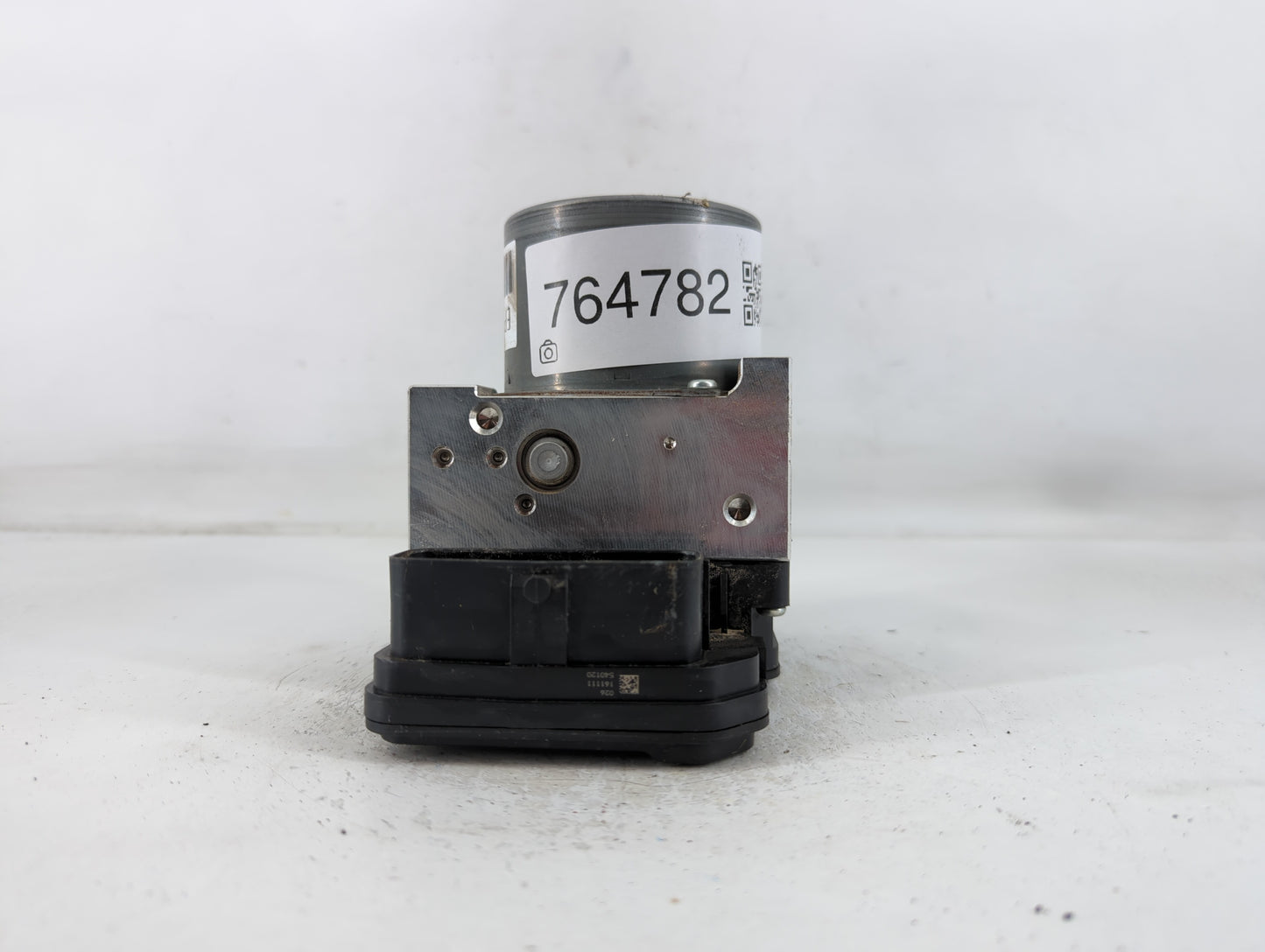 2017 Nissan Pathfinder ABS Pump Control Module Replacement P/N:47660 6KA0D Fits OEM Used Auto Parts - Oemusedautoparts1.com