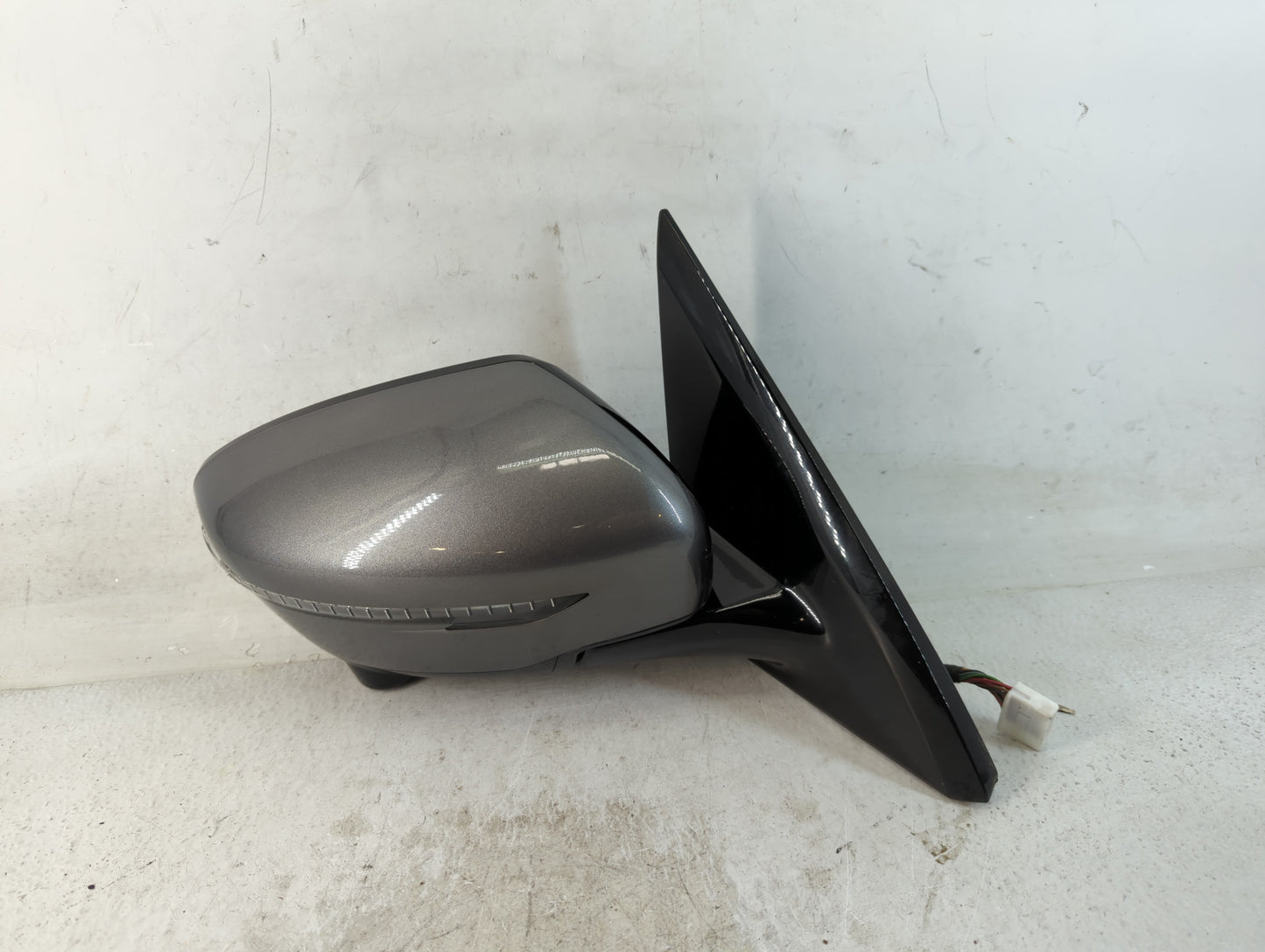 2017 Nissan Pathfinder Passenger Side View Mirror - Right Door Mirror OEM Used - Oemusedautoparts1.com