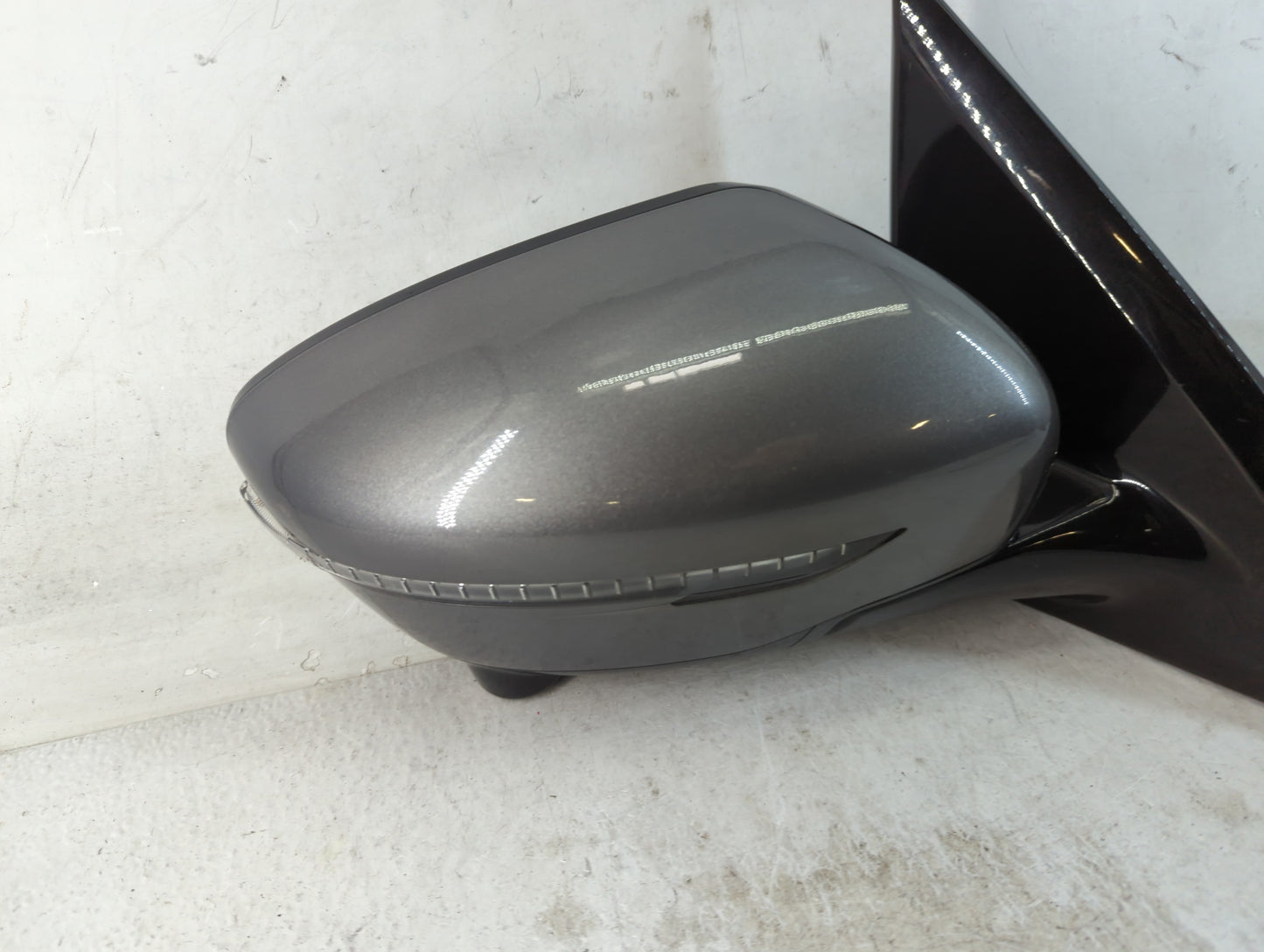 2017 Nissan Pathfinder Passenger Side View Mirror - Right Door Mirror OEM Used - Oemusedautoparts1.com