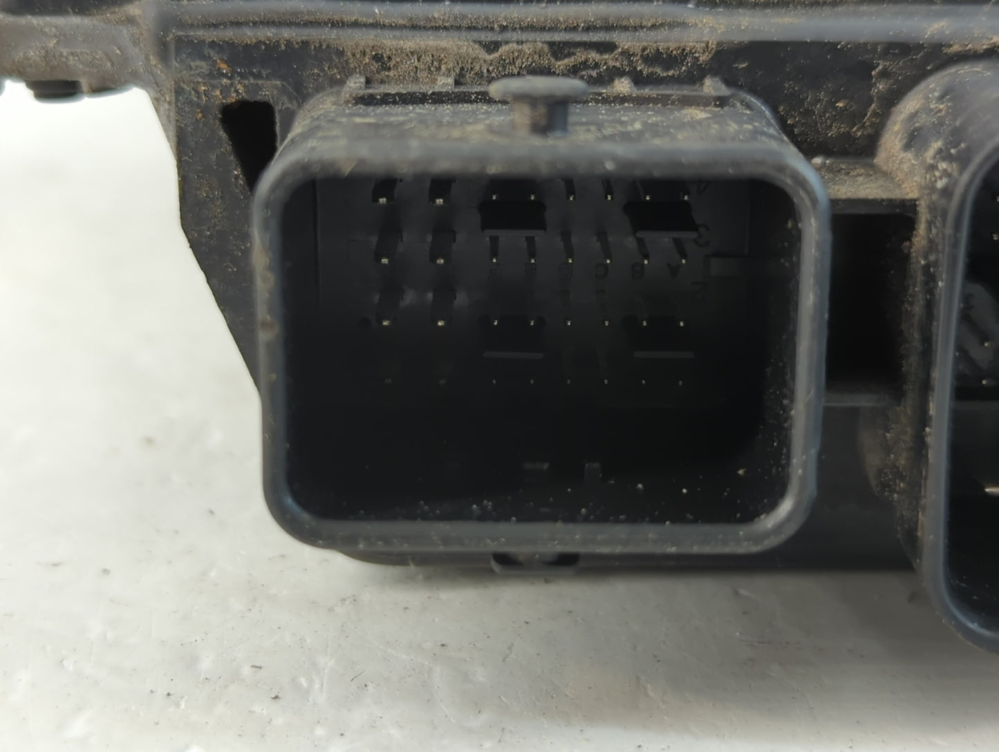 2017 Nissan Pathfinder PCM Engine Control Computer ECU ECM PCU OEM P/N:703936 F22 NEC018-073 Fits OEM Used Auto Parts - Oemu
