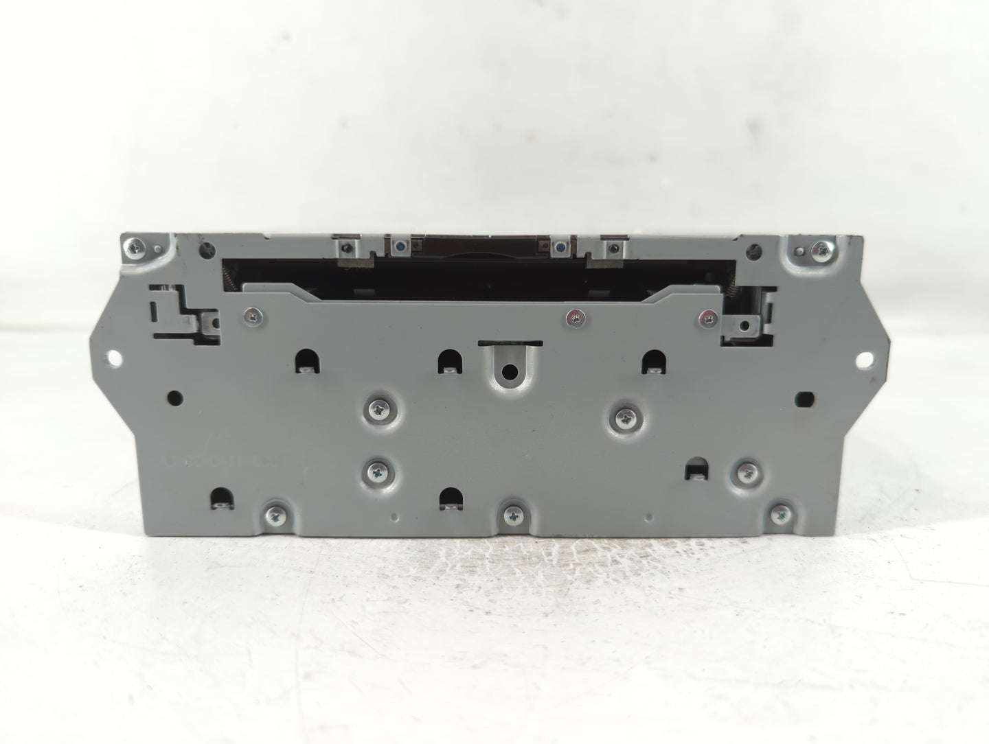2017-2020 Nissan Pathfinder Radio AM FM Cd Player Receiver Replacement P/N:28330 9PB0A Fits Fits 2017 2018 2019 2020 OEM Use