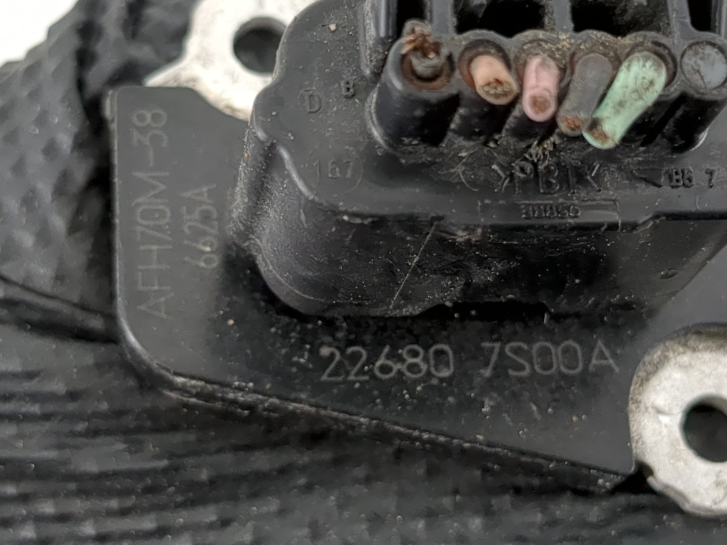 Nissan Pickup Mass Air Flow Meter Maf - Oemusedautoparts1.com
