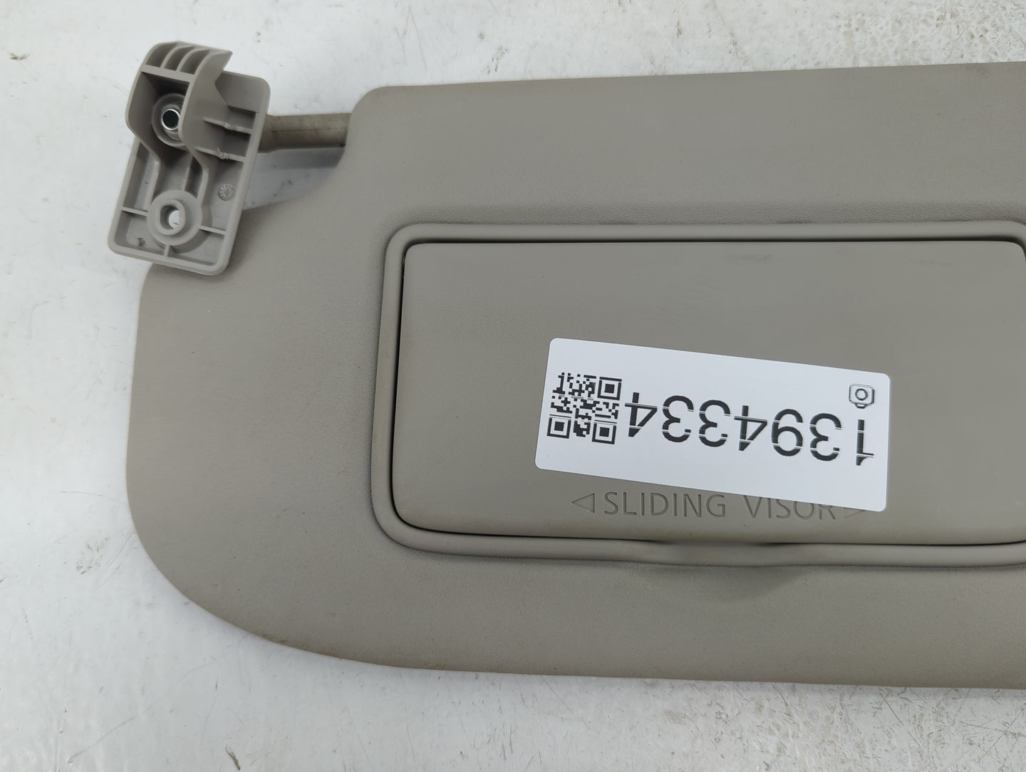 2017-2018 Nissan Qashqai Sun Visor Shade Replacement Driver Left Mirror Fits Fits 2017 2018 OEM Used Auto Parts - Oemusedaut