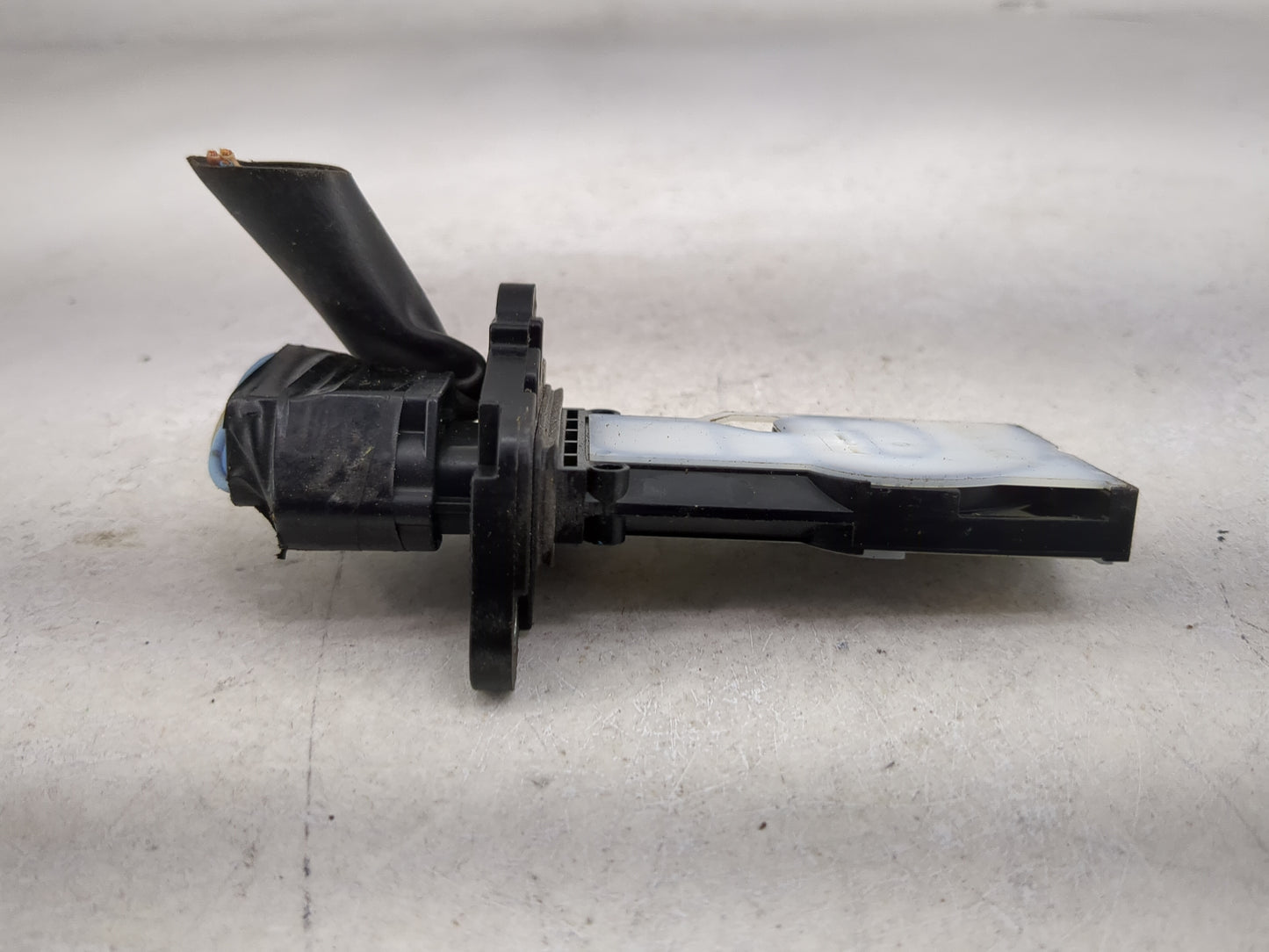 2017-2021 Nissan Qashqai Mass Air Flow Meter Maf 1486344 - Oemusedautoparts1.com