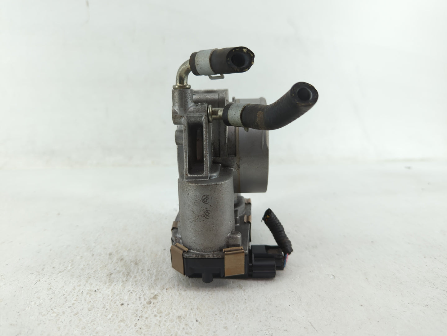 2015-2017 Nissan Quest Throttle Body P/N:RME70-50 Fits Fits 2015 2016 2017 2018 2019 2020 2021 2022 OEM Used Auto Parts - Oe