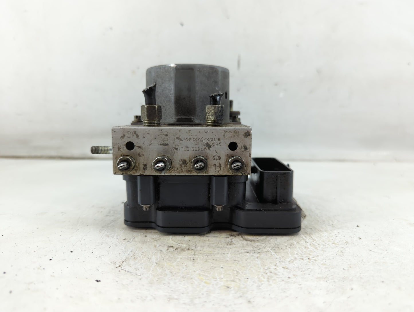 2017 Nissan Rogue ABS Pump Control Module Replacement P/N:47660 6FL1A Fits OEM Used Auto Parts - Oemusedautoparts1.com