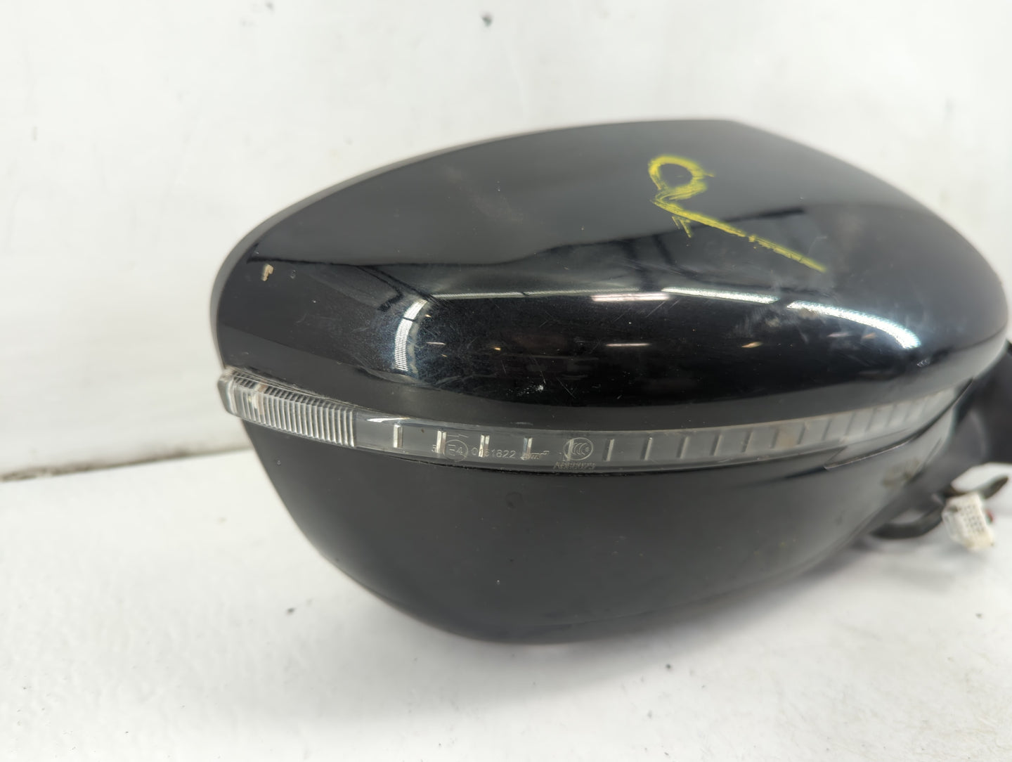 2017-2020 Nissan Rogue Passenger Side View Mirror - Right Door Mirror OEM Used - Oemusedautoparts1.com