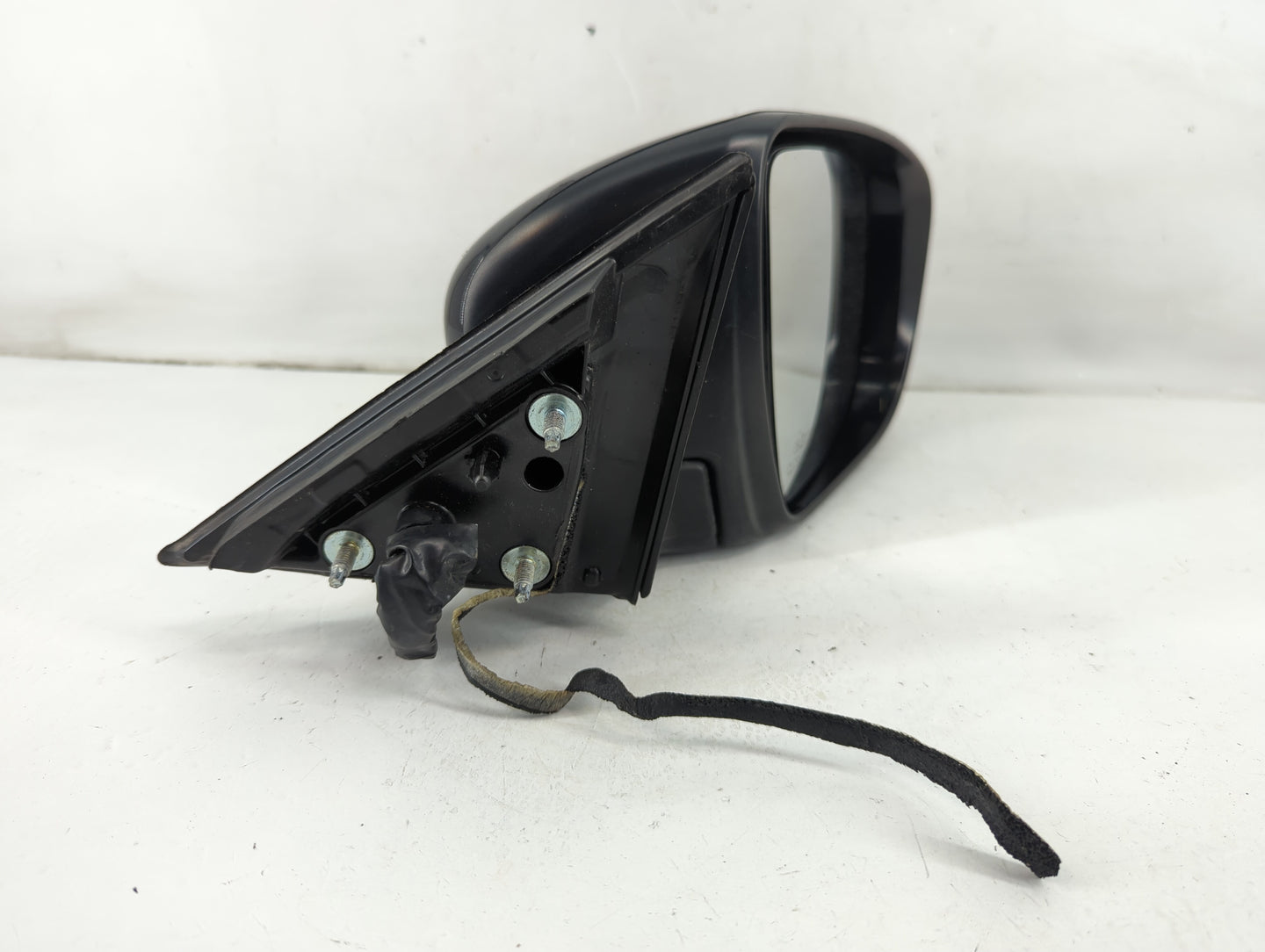 2017-2020 Nissan Rogue Passenger Side View Mirror - Right Door Mirror OEM Used - Oemusedautoparts1.com