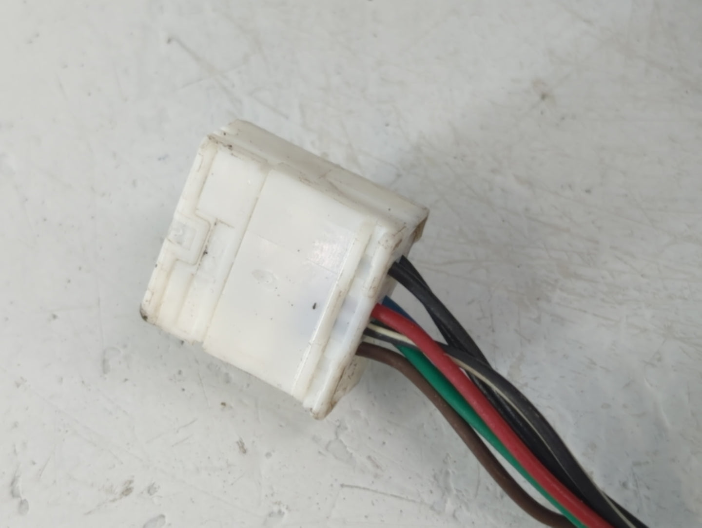 2017-2020 Nissan Rogue Passenger Side View Mirror - Right Door Mirror OEM Used - Oemusedautoparts1.com