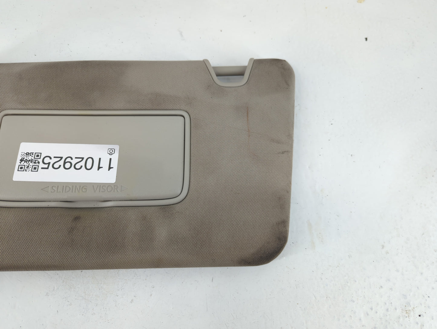 2017 Nissan Rogue Sun Visor Shade Replacement Driver Left Mirror Fits OEM Used Auto Parts - Oemusedautoparts1.com