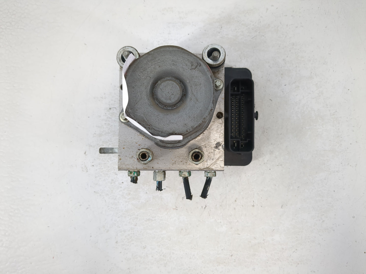 2017 Nissan Rogue ABS Pump Control Module Replacement P/N:47660 5HL2A Fits OEM Used Auto Parts - Oemusedautoparts1.com