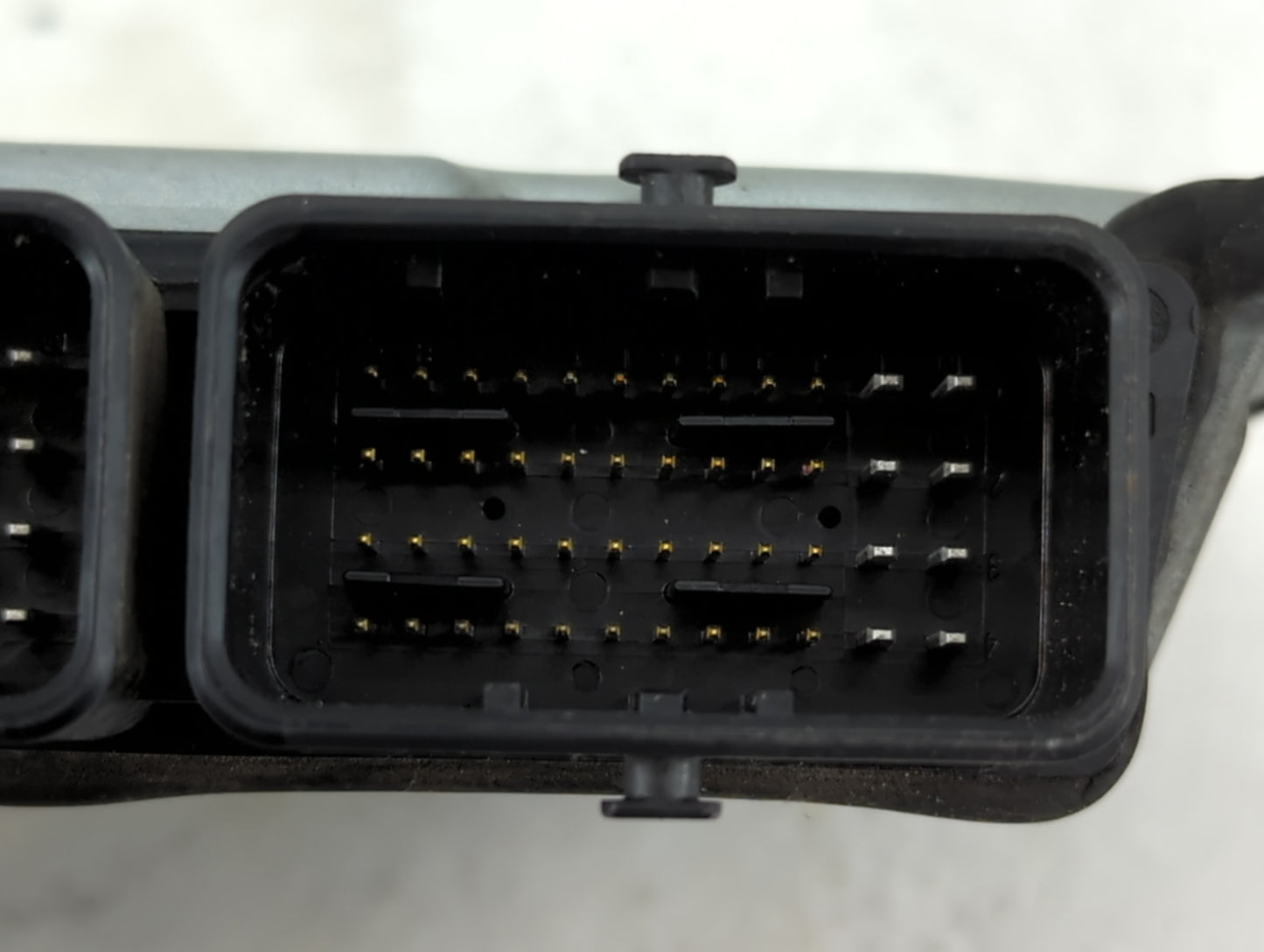 2015-2017 Nissan Rogue PCM Engine Control Computer ECU ECM PCU OEM P/N:BEM403-000 NEC019-645, NEC018-668 Fits Fits 2015 2016