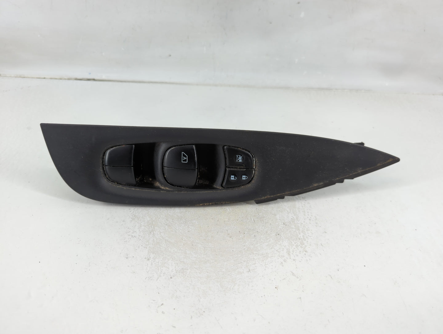 2014-2020 Nissan Rogue Master Power Window Switch Replacement Driver Side Left P/N:175EA02 3376 A5 Fits OEM Used Auto Parts 