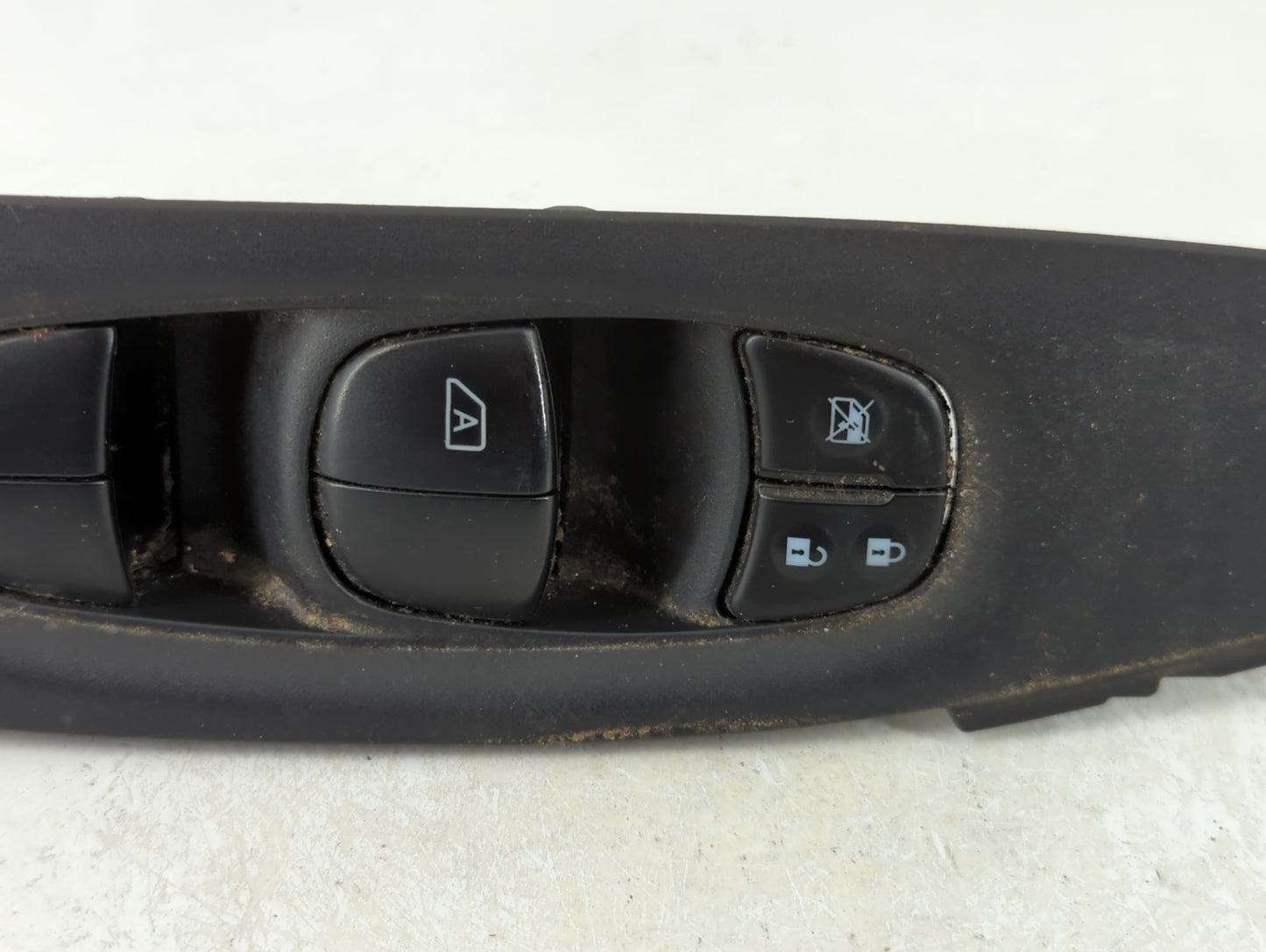 2014-2020 Nissan Rogue Master Power Window Switch Replacement Driver Side Left P/N:175EA02 3376 A5 Fits OEM Used Auto Parts 