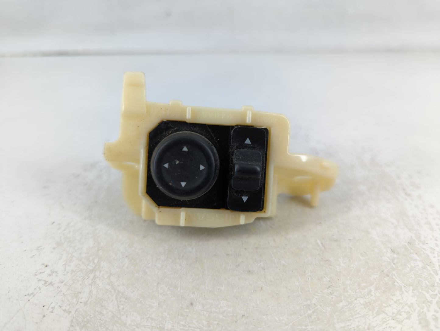 2016-2020 Nissan Rogue Master Power Window Switch Replacement Driver Side Left P/N:25401 4BA5A Fits OEM Used Auto Parts - Oe