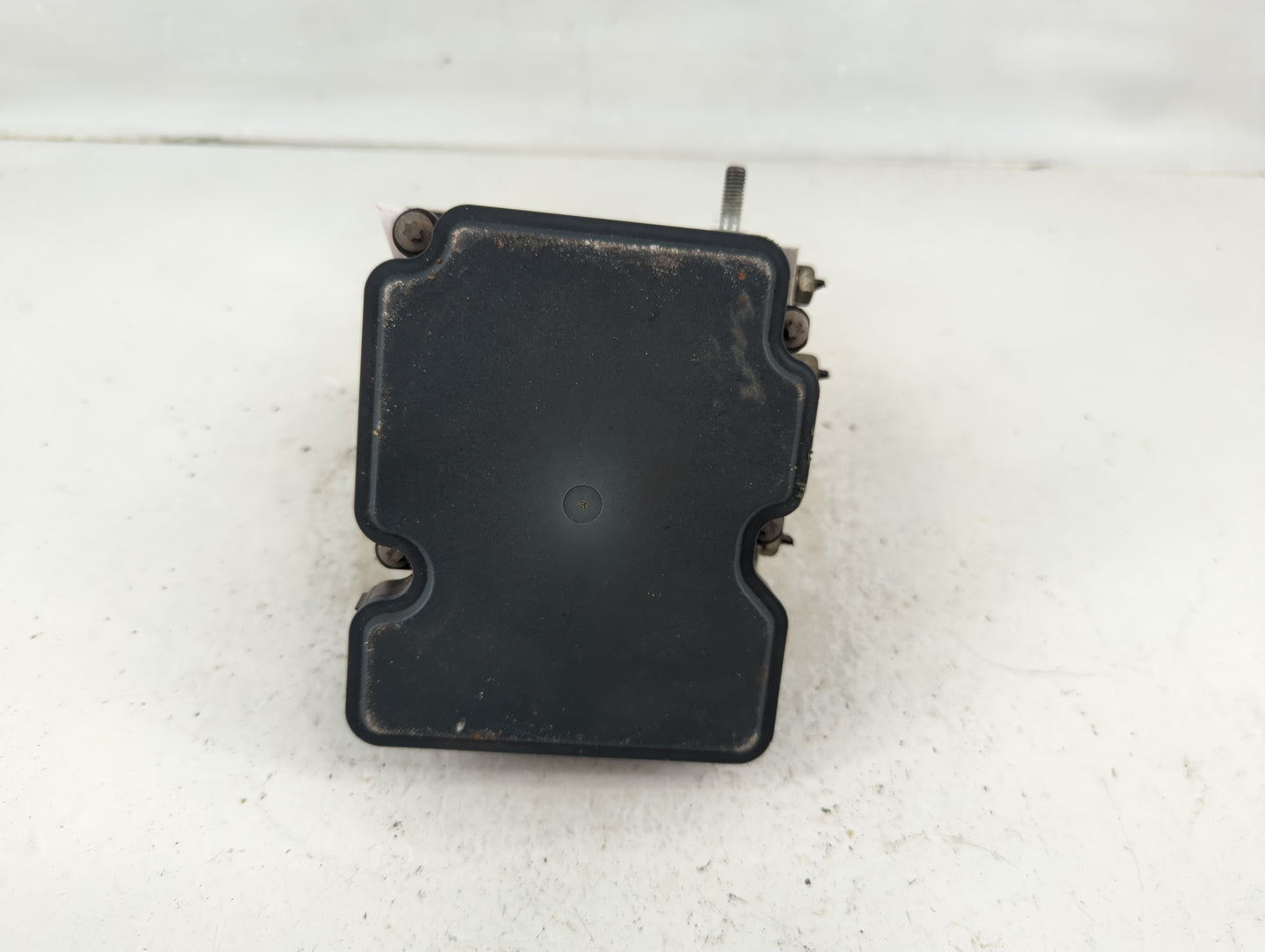 2017 Nissan Rogue ABS Pump Control Module Replacement P/N:47660 4BF0A Fits OEM Used Auto Parts - Oemusedautoparts1.com