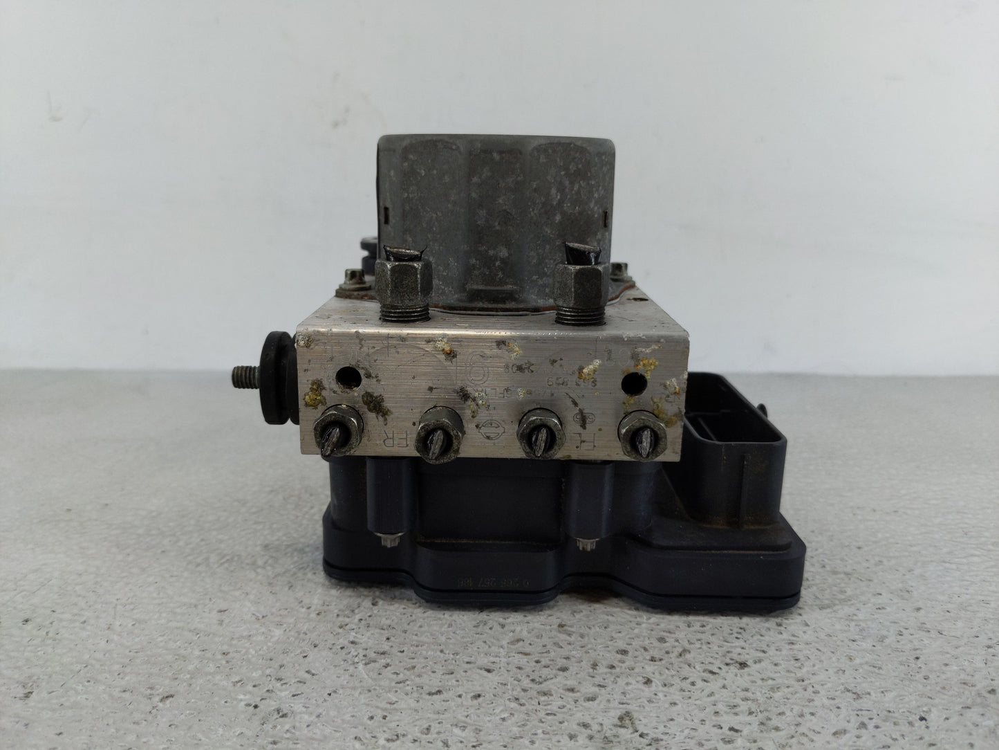 2017 Nissan Rogue ABS Pump Control Module Replacement P/N:47660 6FL0A 269 829 Fits OEM Used Auto Parts - Oemusedautoparts1.c