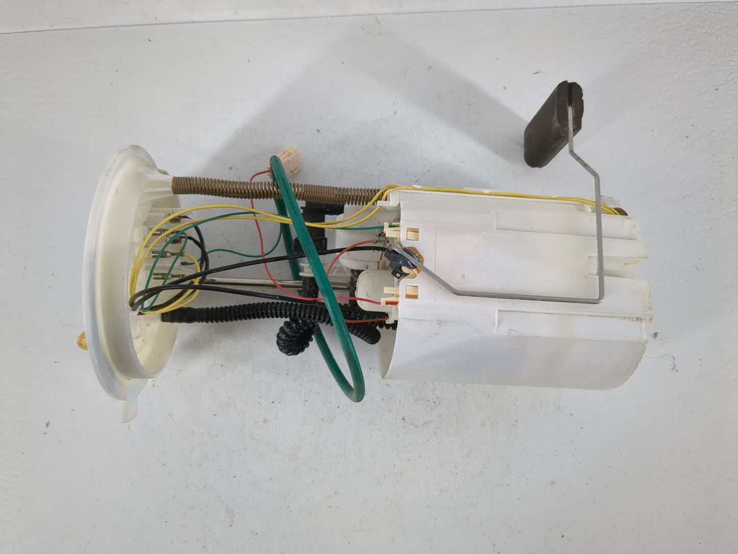 2016-2020 Nissan Rogue Electrical Gas Fuel Pump Assembly - Oemusedautoparts1.com