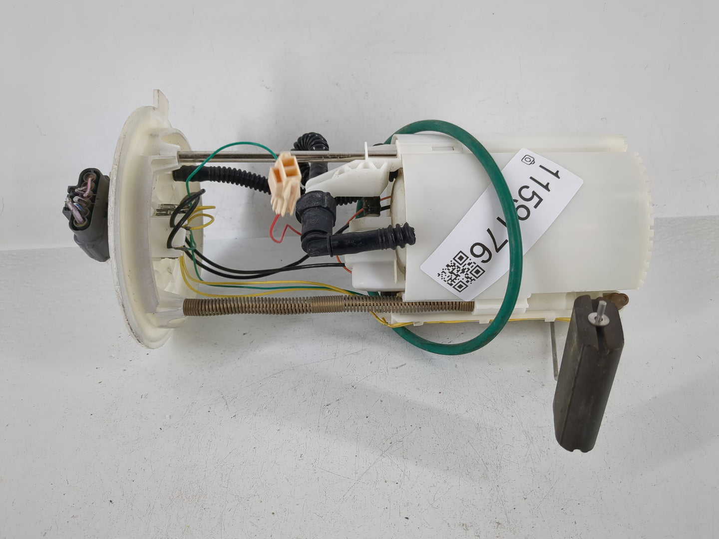 2016-2020 Nissan Rogue Electrical Gas Fuel Pump Assembly - Oemusedautoparts1.com