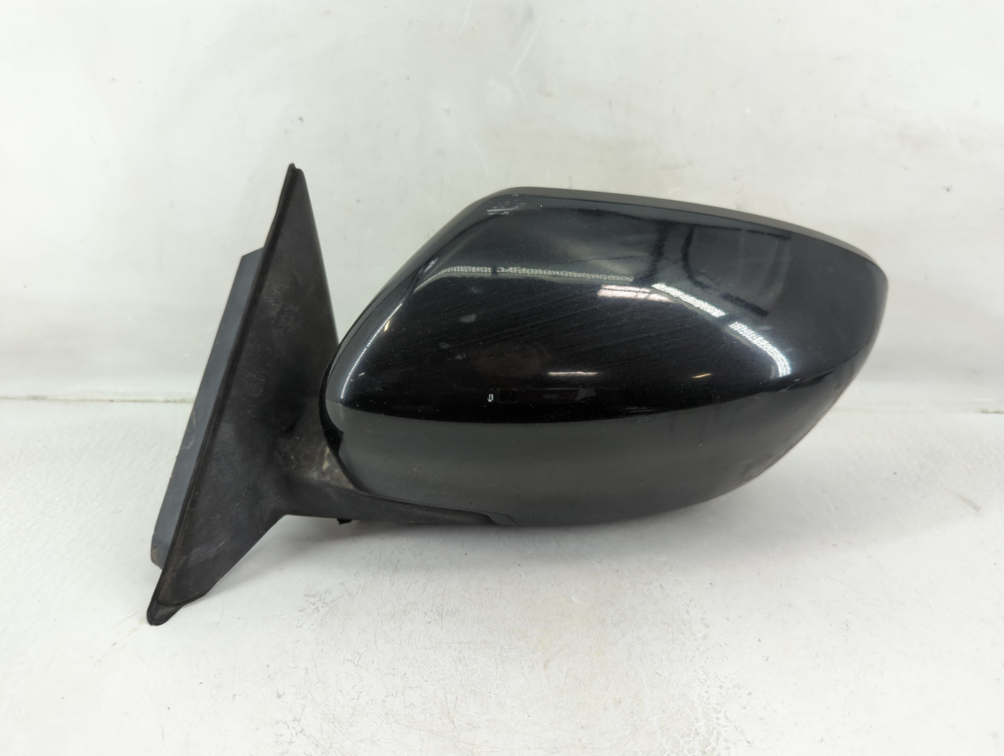 2017-2020 Nissan Rogue Driver Side View Mirror - Left Door Mirror OEM Used - Oemusedautoparts1.com