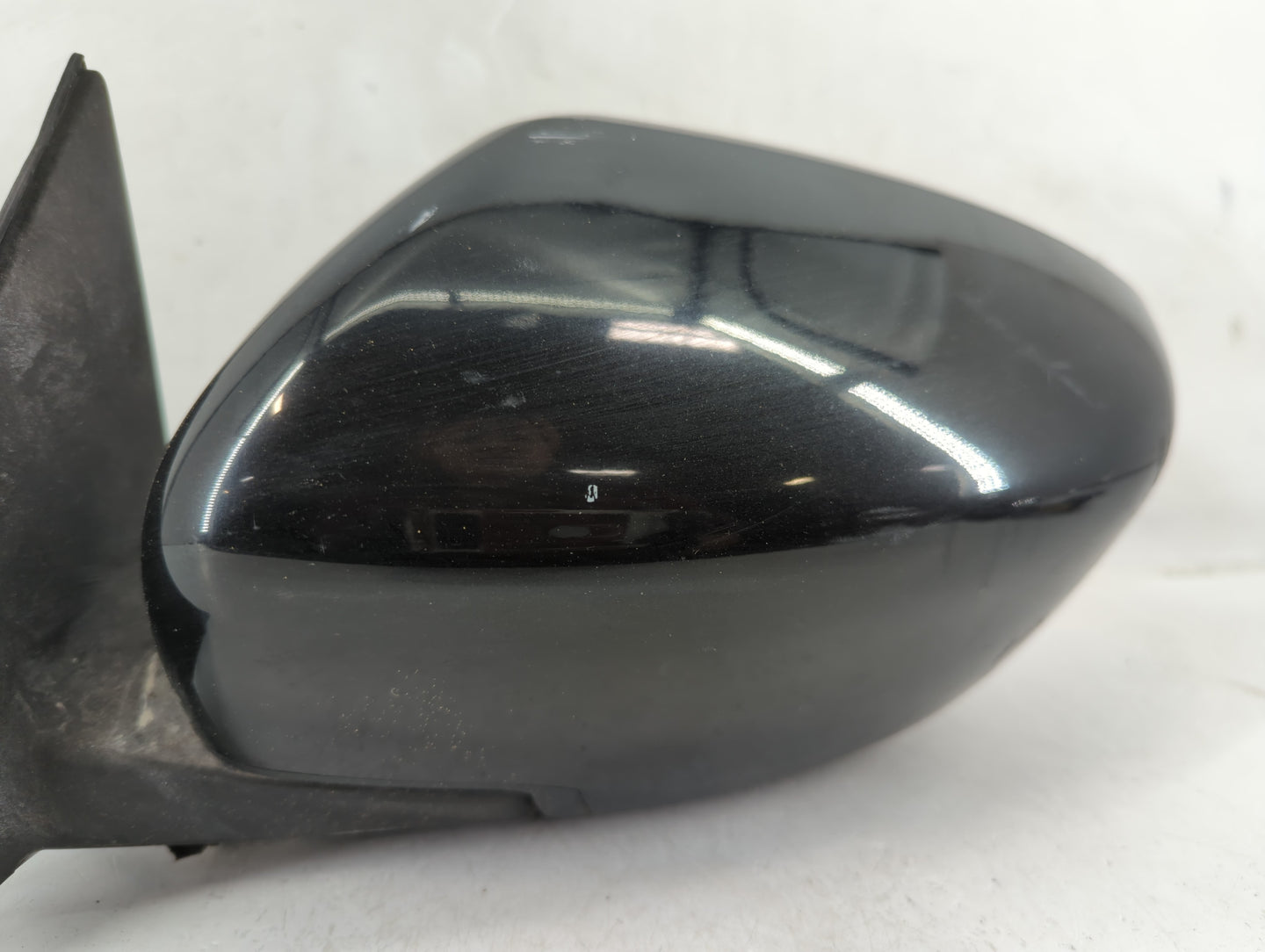 2017-2020 Nissan Rogue Driver Side View Mirror - Left Door Mirror OEM Used - Oemusedautoparts1.com