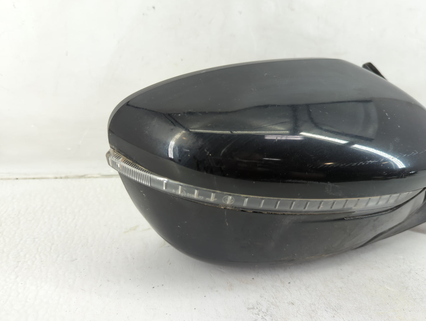 2017-2020 Nissan Rogue Passenger Side View Mirror - Right Door Mirror OEM Used - Oemusedautoparts1.com