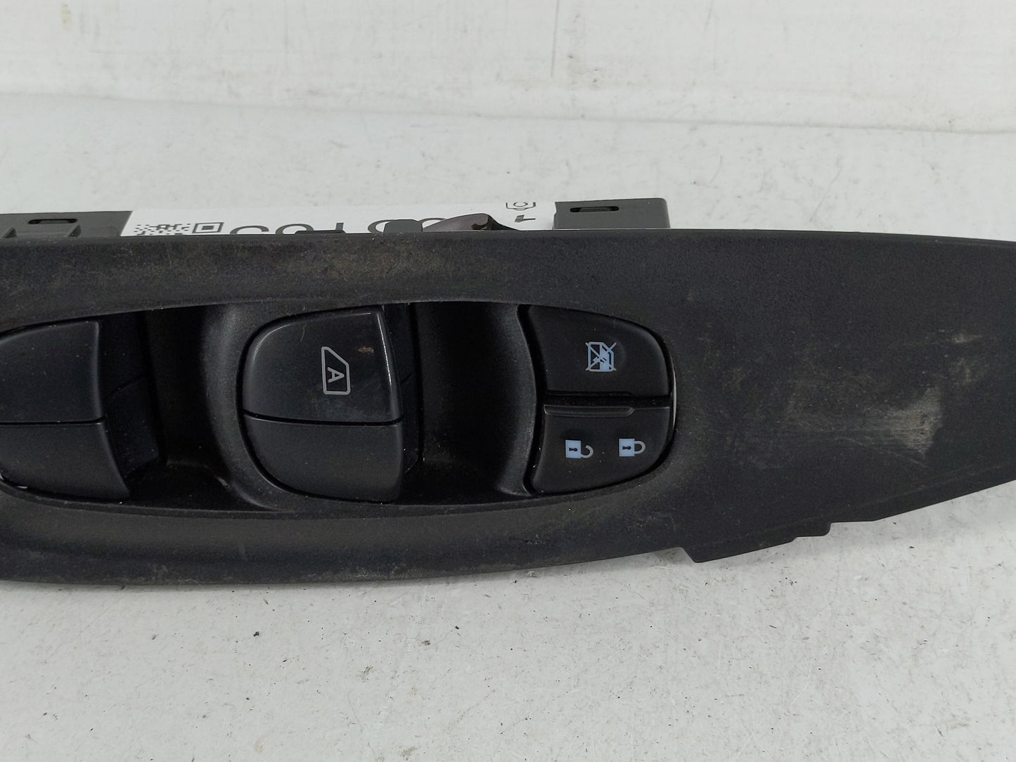 2017-2022 Nissan Rogue Master Power Window Switch Replacement Driver Side Left P/N:25401 6MA0C Fits OEM Used Auto Parts - Oe
