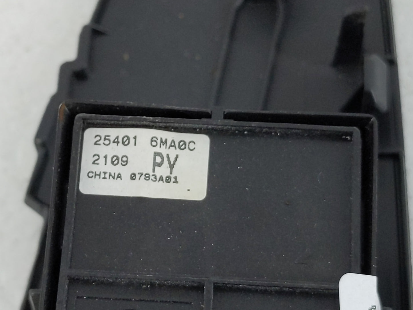 2017-2022 Nissan Rogue Master Power Window Switch Replacement Driver Side Left P/N:25401 6MA0C Fits OEM Used Auto Parts - Oe