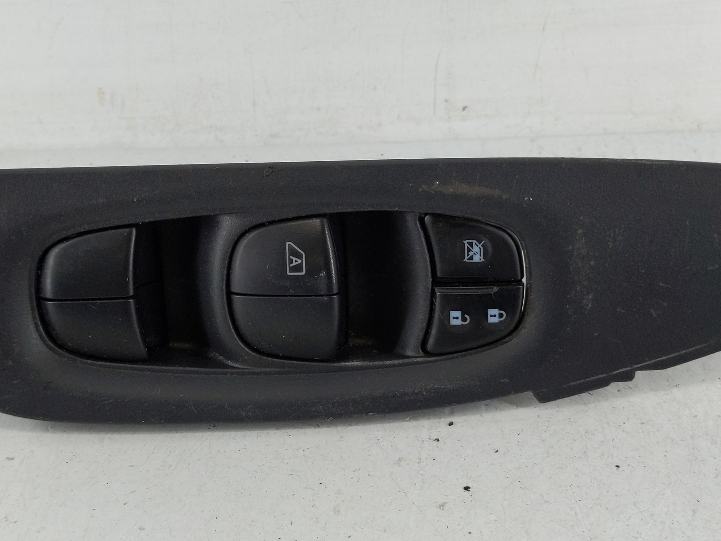 2014-2020 Nissan Rogue Master Power Window Switch Replacement Driver Side Left P/N:25401 4BA5A Fits OEM Used Auto Parts - Oe