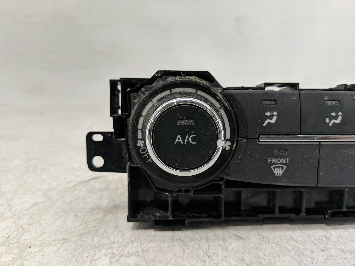 2017-2022 Nissan Rogue Climate Control Module Temperature AC/Heater Replacement P/N:275007FA0A Fits OEM Used Auto Parts - Oe