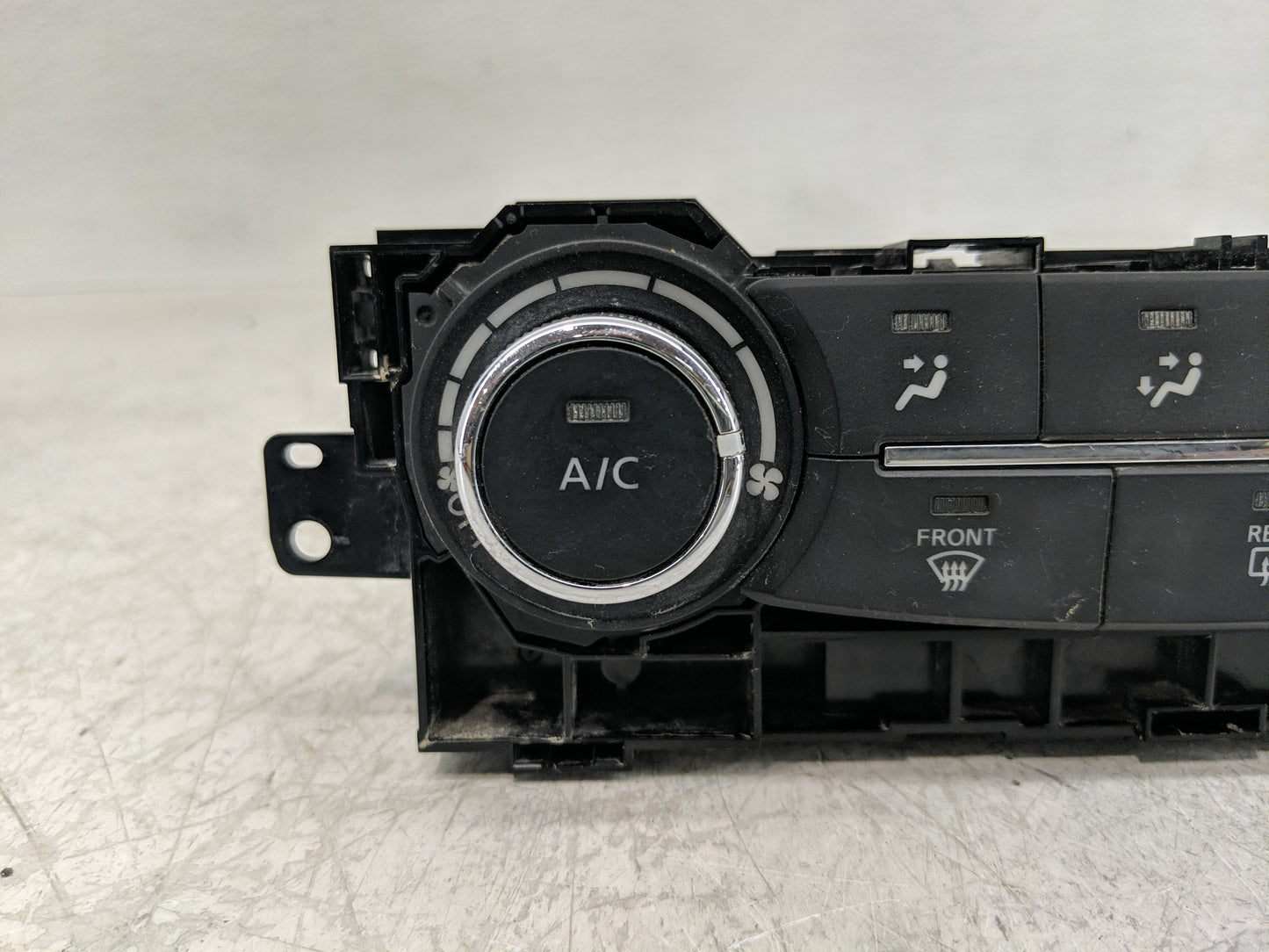 2017-2022 Nissan Rogue Climate Control Module Temperature AC/Heater Replacement P/N:275007FA0A Fits OEM Used Auto Parts - Oe