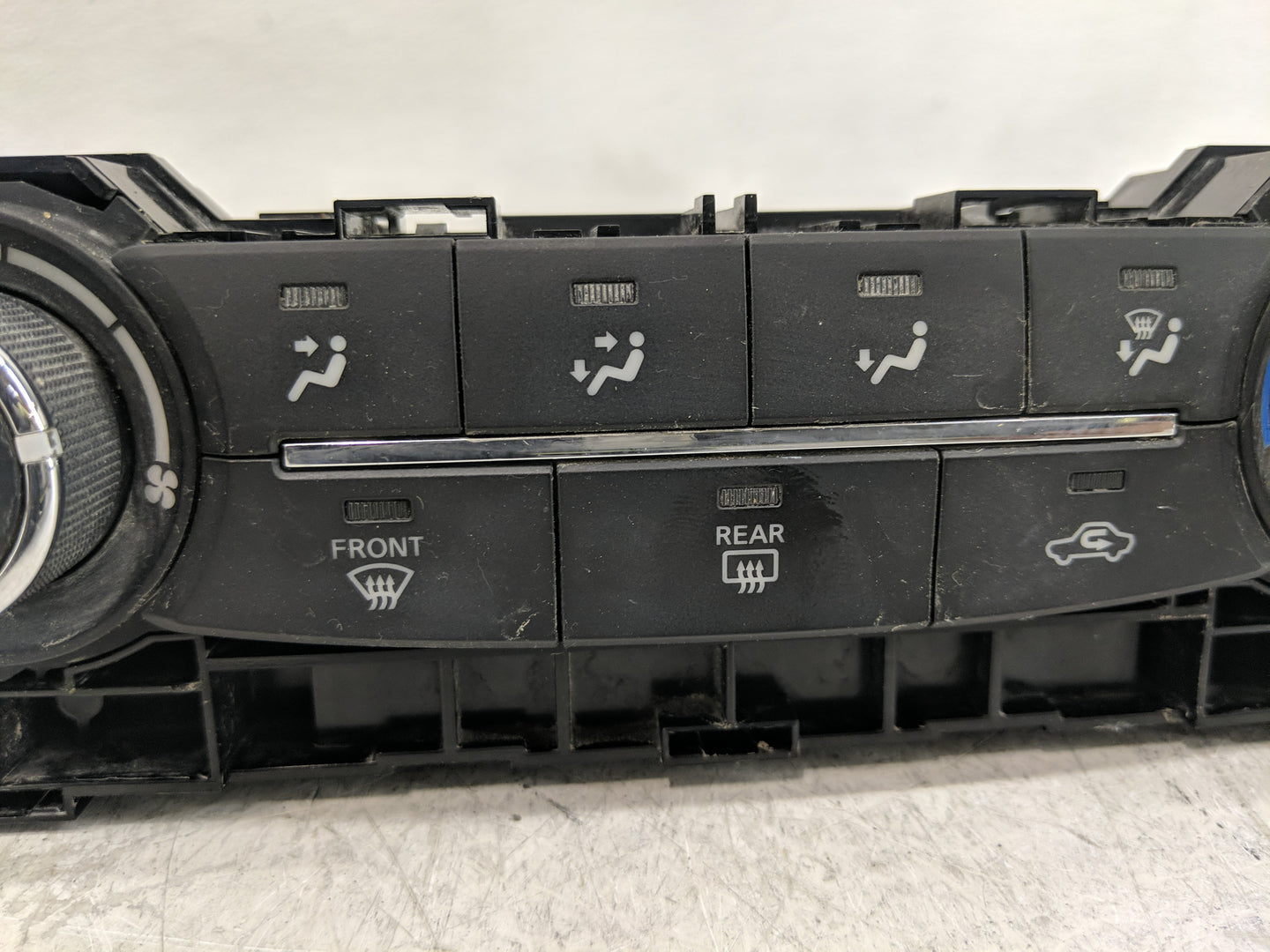 2017-2022 Nissan Rogue Climate Control Module Temperature AC/Heater Replacement P/N:275007FA0A Fits OEM Used Auto Parts - Oe