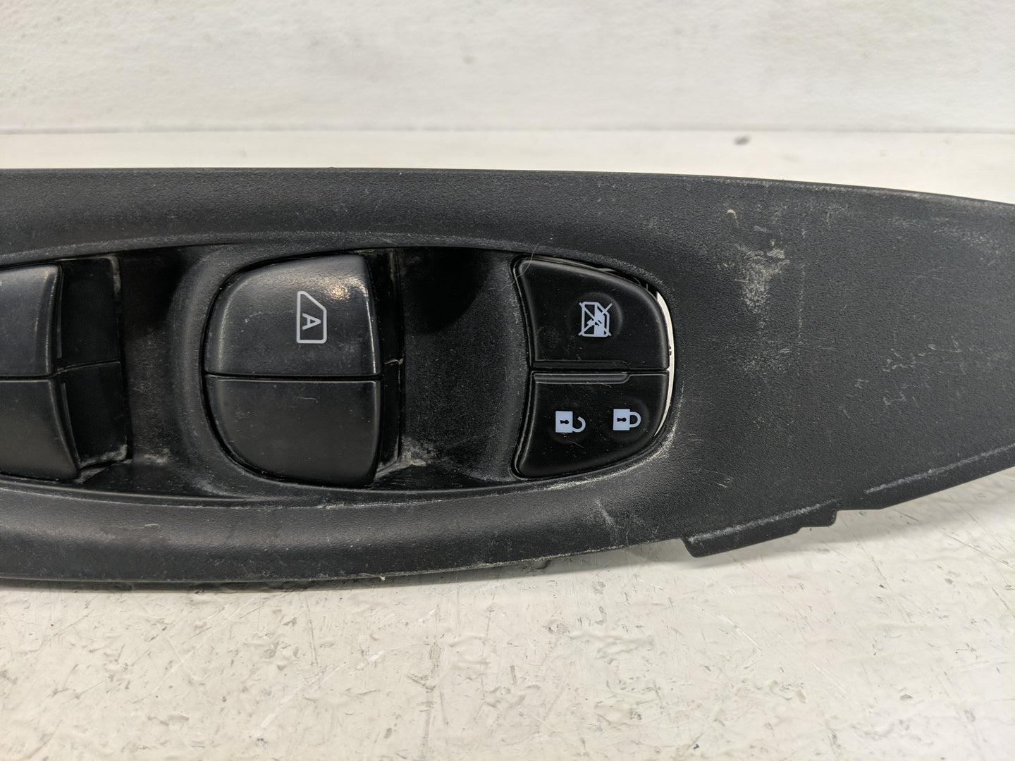 2016-2020 Nissan Rogue Master Power Window Switch Replacement Driver Side Left P/N:25401 4BA5A Fits OEM Used Auto Parts - Oe