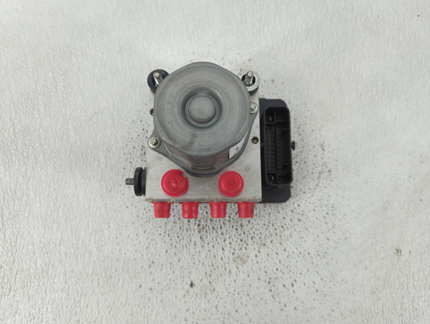 2017 Nissan Rogue ABS Pump Control Module Replacement P/N:269 829 Fits OEM Used Auto Parts - Oemusedautoparts1.com