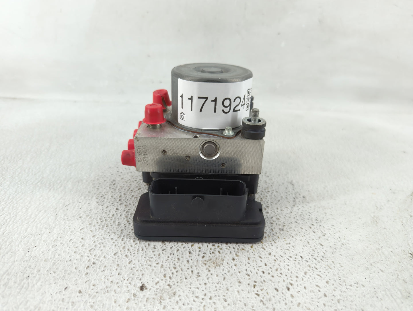 2017 Nissan Rogue ABS Pump Control Module Replacement P/N:269 829 Fits OEM Used Auto Parts - Oemusedautoparts1.com